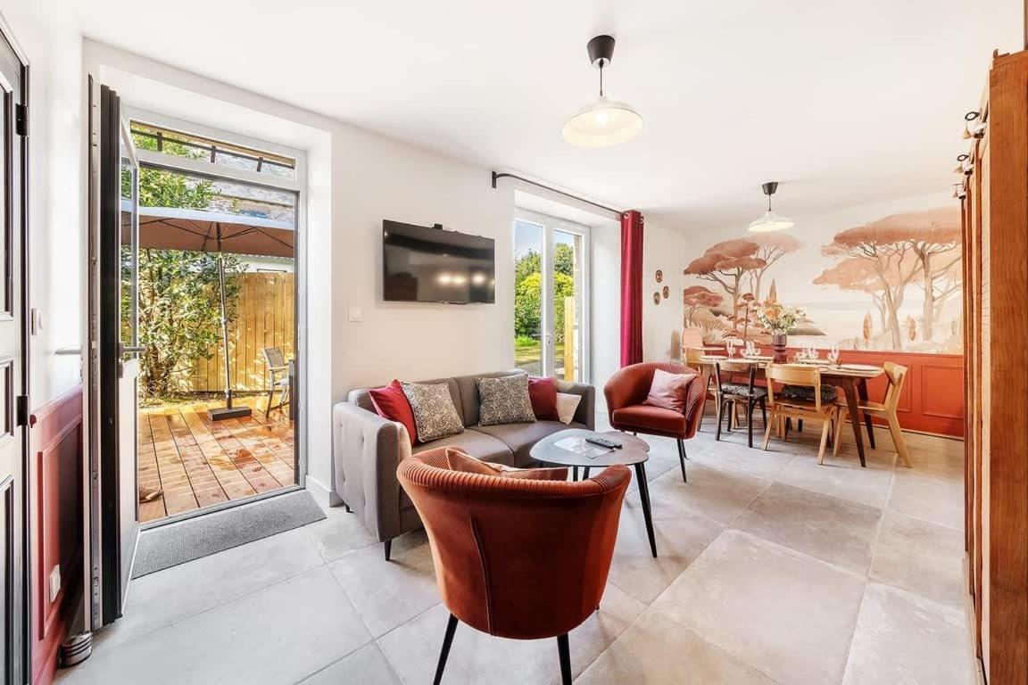 Le Rocher- Belle Maison De Charme -Jardin/Parking Канкаль Экстерьер фото